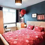 Artist\'S Apartment