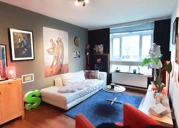 Artist\'S Apartment